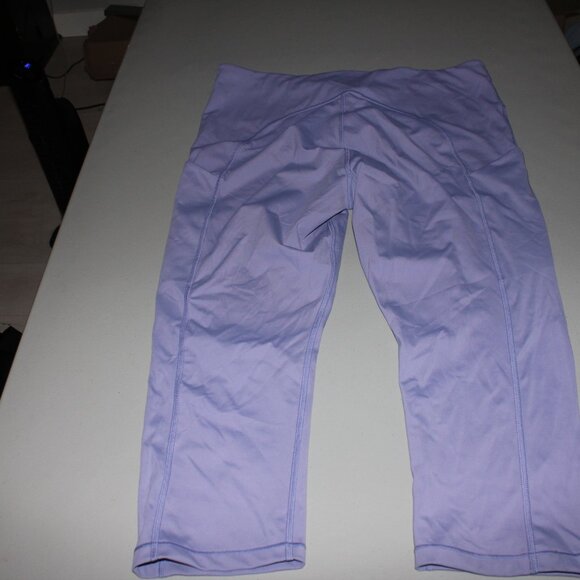 Purple Athleta Ulitamte  Stash Pocket Capris Size XL - Picture 4 of 5
